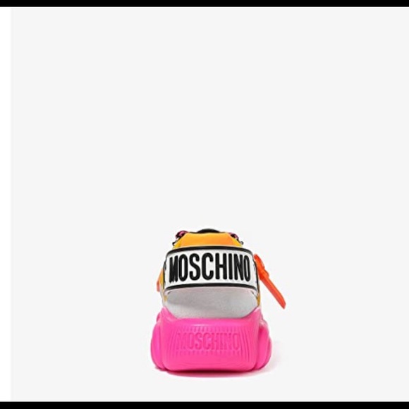 Moschino - Picture 5 of 5